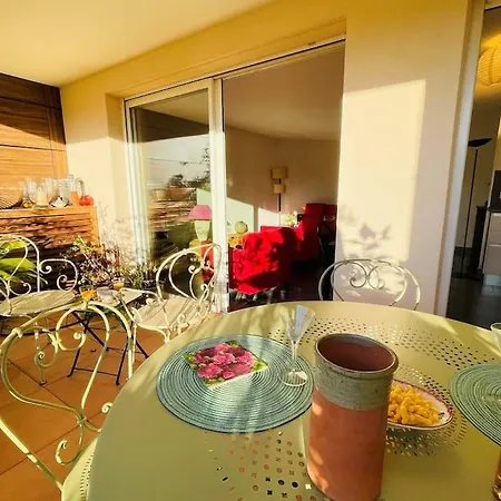 Ile O Marine Yourhosthelper Apartment Saint-Raphael (Var)