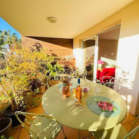 Ile O Marine Yourhosthelper Apartment *
